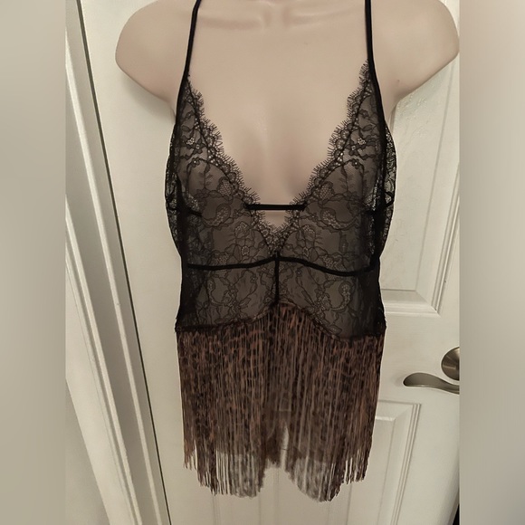 Victoria Secret Lace Babydoll with long fringe in large - Picture 9 of 10
